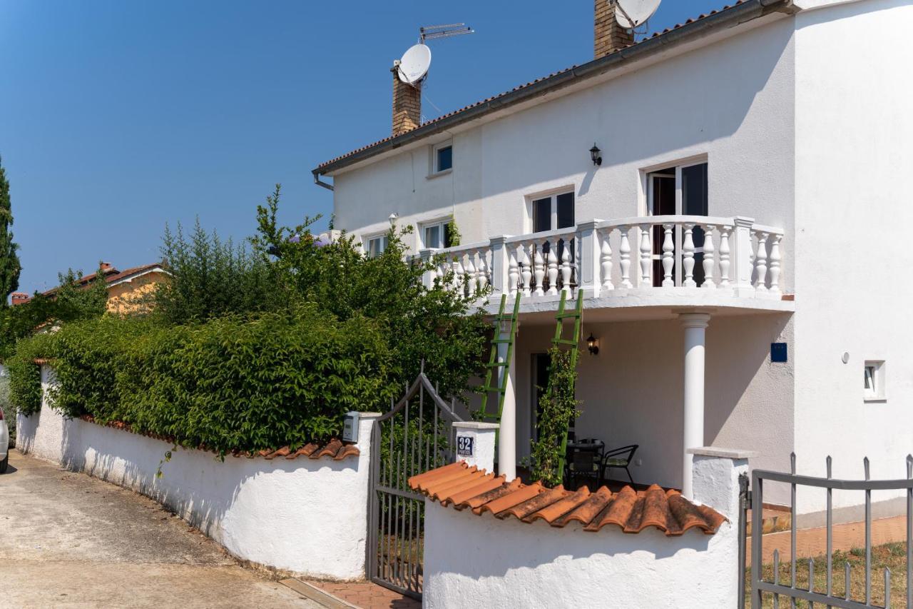 Apartments Oliva Poreč Zewnętrze zdjęcie