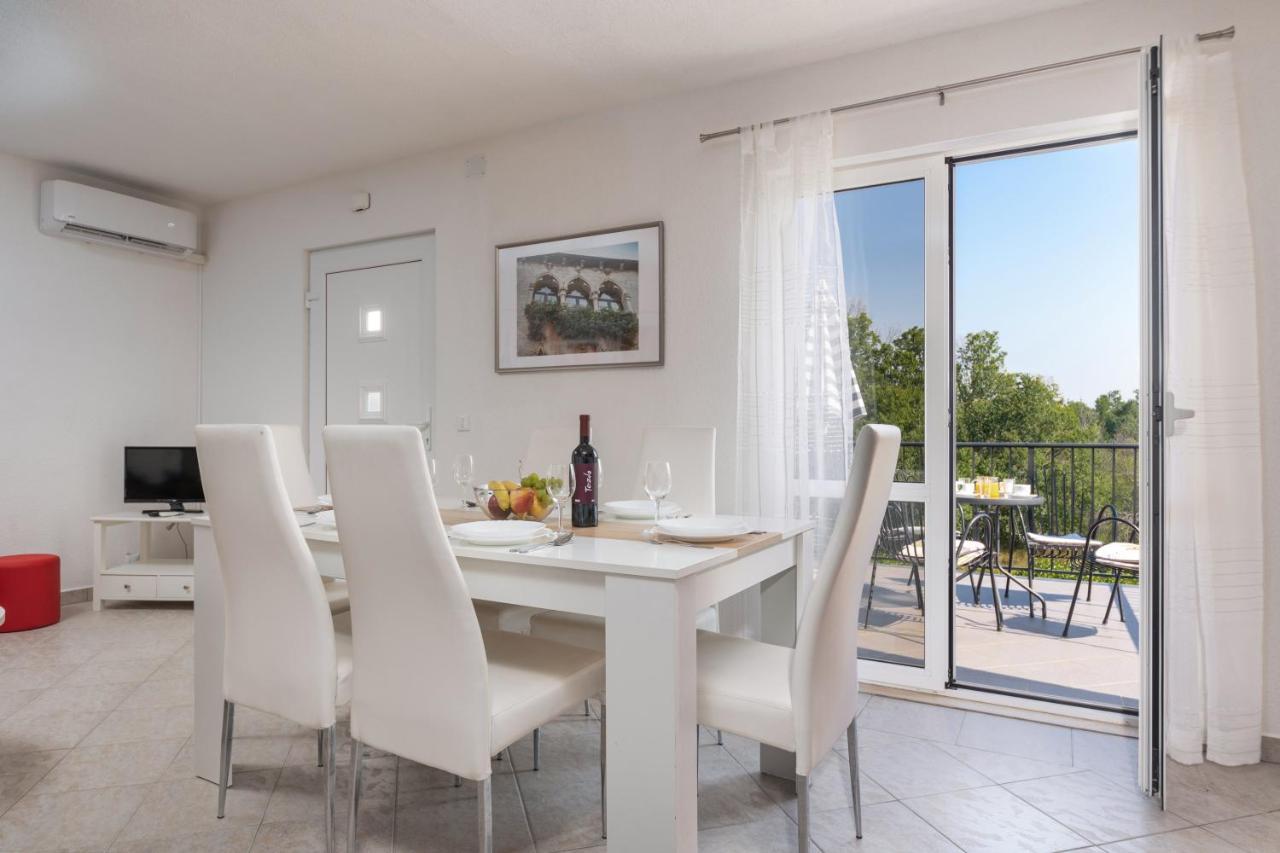 Apartments Oliva Poreč Zewnętrze zdjęcie