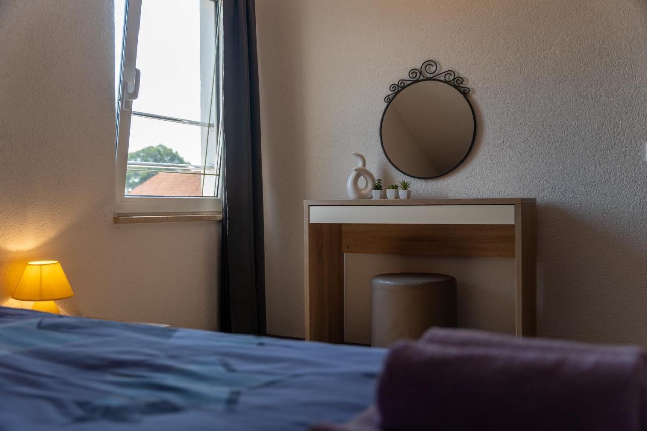 Apartments Oliva Poreč Zewnętrze zdjęcie