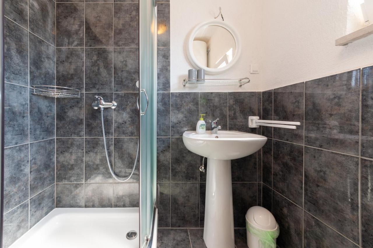 Apartments Oliva Poreč Zewnętrze zdjęcie